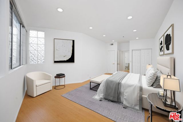 $4,495 | 930 North Doheny Drive, Unit 206, West Hollywood, CA 90069