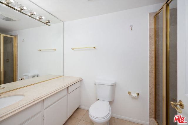 $4,495 | 930 North Doheny Drive, Unit 206, West Hollywood, CA 90069