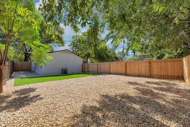 $499,988 | 1008 Wilks Avenue, Austin, TX 78752