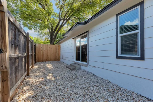 $499,988 | 1008 Wilks Avenue, Austin, TX 78752