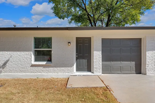 $499,988 | 1008 Wilks Avenue, Austin, TX 78752