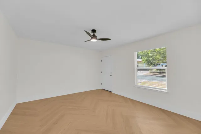 $499,988 | 1008 Wilks Avenue, Austin, TX 78752