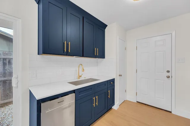 $499,988 | 1008 Wilks Avenue, Austin, TX 78752