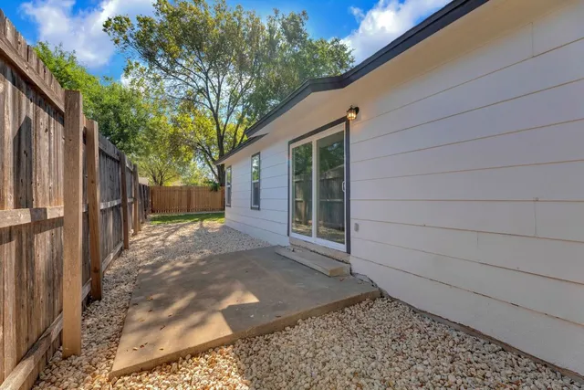 $499,988 | 1008 Wilks Avenue, Austin, TX 78752