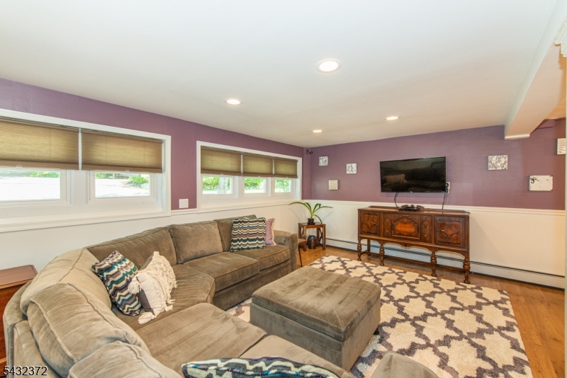 26 Lakeview Road Sparta, NJ 07871 - Photo 27 of 50