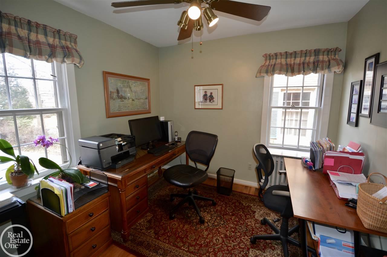 963 Fisher Road Grosse Pointe, MI 48230 - Photo 19 of 47 31342783-18.JPG