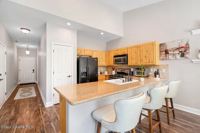 $369,900 | 1118 West Willow Lake Loop, Coeur D'Alene, ID 83815