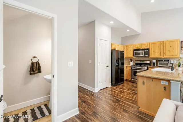 $369,900 | 1118 West Willow Lake Loop, Coeur D'Alene, ID 83815