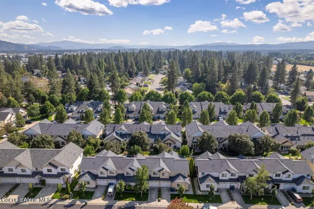 $369,900 | 1118 West Willow Lake Loop, Coeur D'Alene, ID 83815