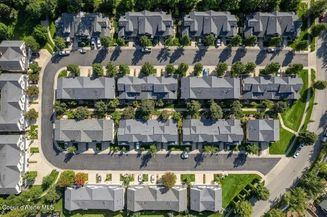 $369,900 | 1118 West Willow Lake Loop, Coeur D'Alene, ID 83815