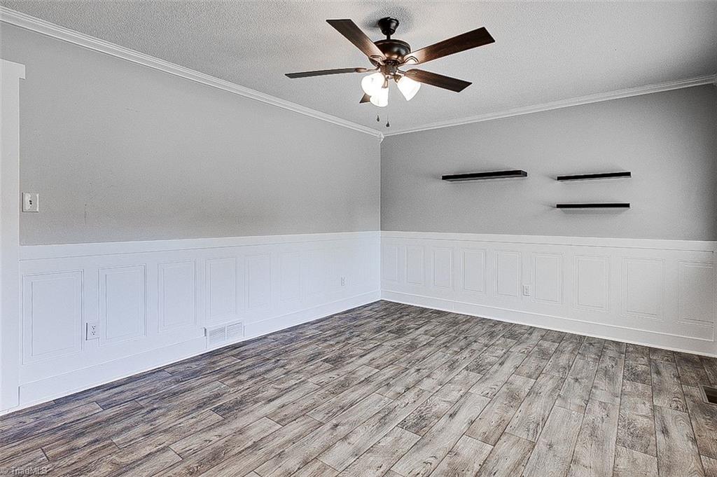 995 Farmer Road Denton, NC 27239 - Photo 6 of 33