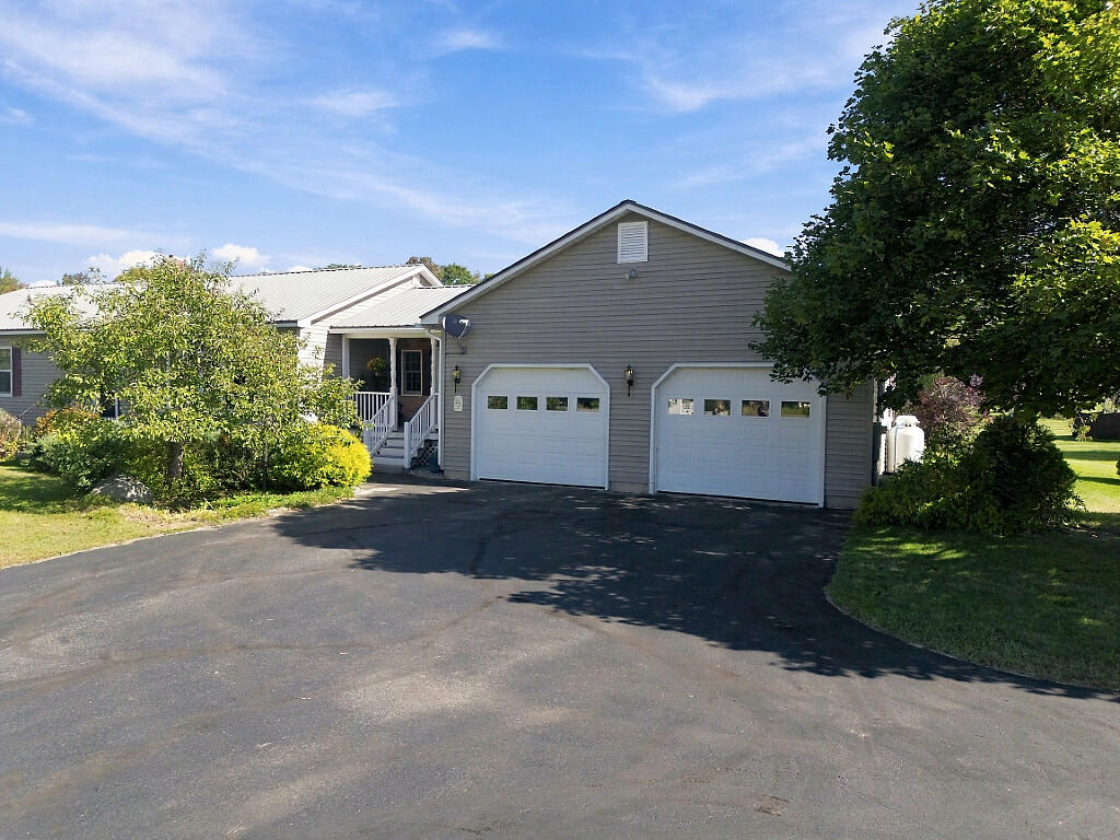 29 Pheasant Run Turner, ME 04282 - Photo 4 of 55 4