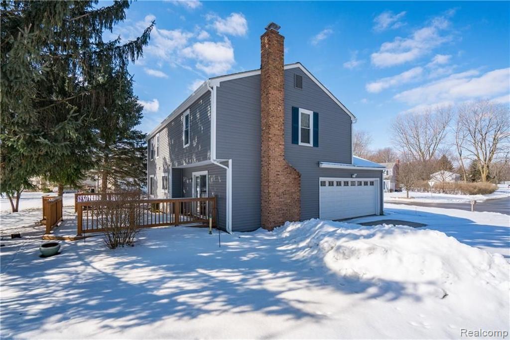1220 Barneswood Lane Rochester Hills, MI 48306 - Photo 4 of 33