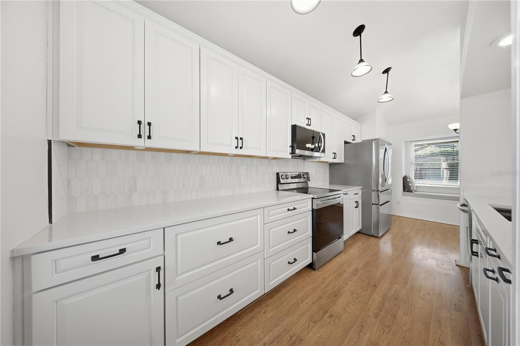 563 West Springtree Way Lake Mary, FL 32746 - Photo 18 of 54