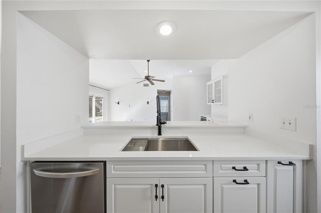 563 West Springtree Way Lake Mary, FL 32746 - Photo 19 of 54