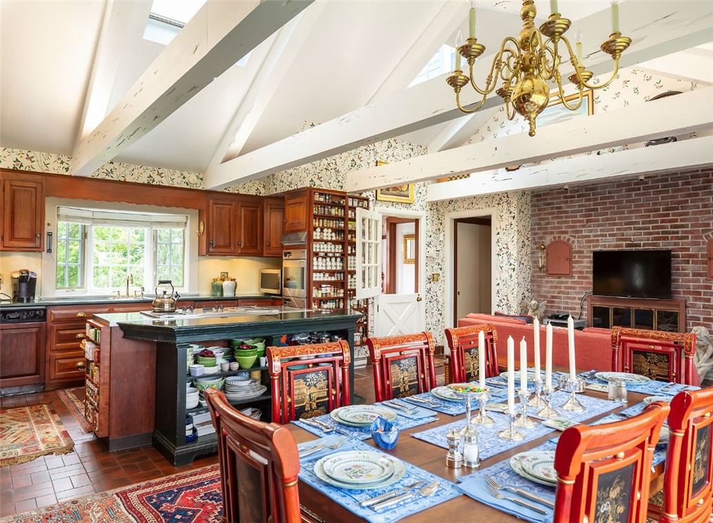 301 West Main Road Little Compton, RI 02837 - Photo 8 of 15