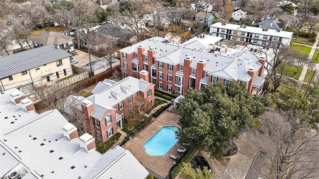 5407 Bryan Street, Unit B104 Dallas, TX 75206 - Photo 28 of 38 an aerial view of a house with a mountain