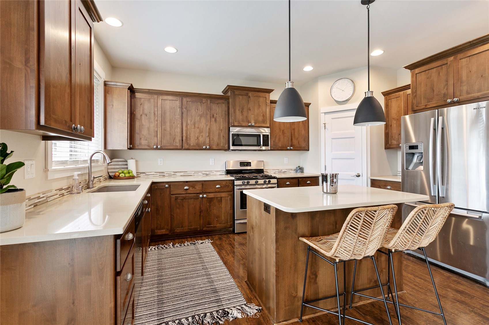 8718 Vinup Road Lynden, WA 98264 - Photo 7 of 37 Gallery Image 7
