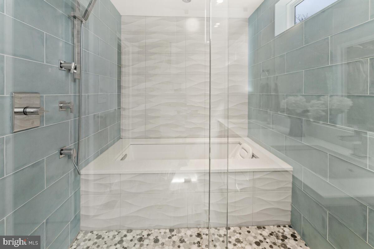 24317 Log House Road Gaithersburg, MD 20882 - Photo 21 of 46 Gallery Image 21
