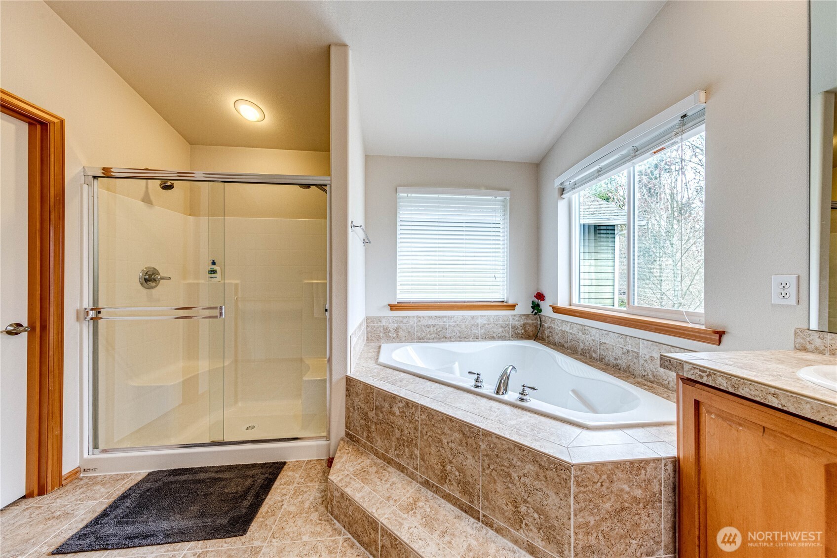 23815 22nd Avenue West Bothell, WA 98021 - Photo 17 of 28