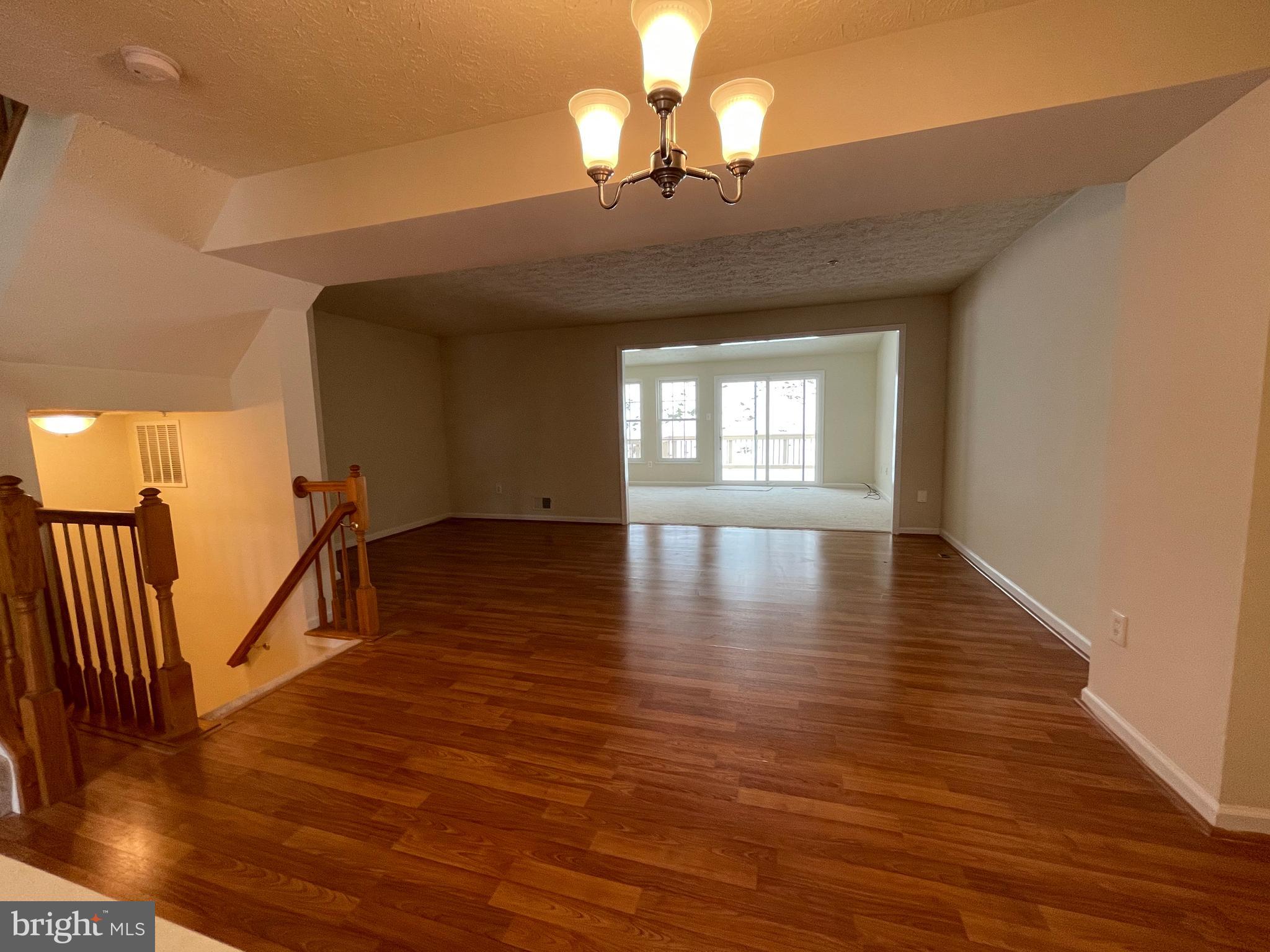 17 Ridge Manor Court Damascus, MD 20872 - Photo 4 of 24 Gallery Image 4