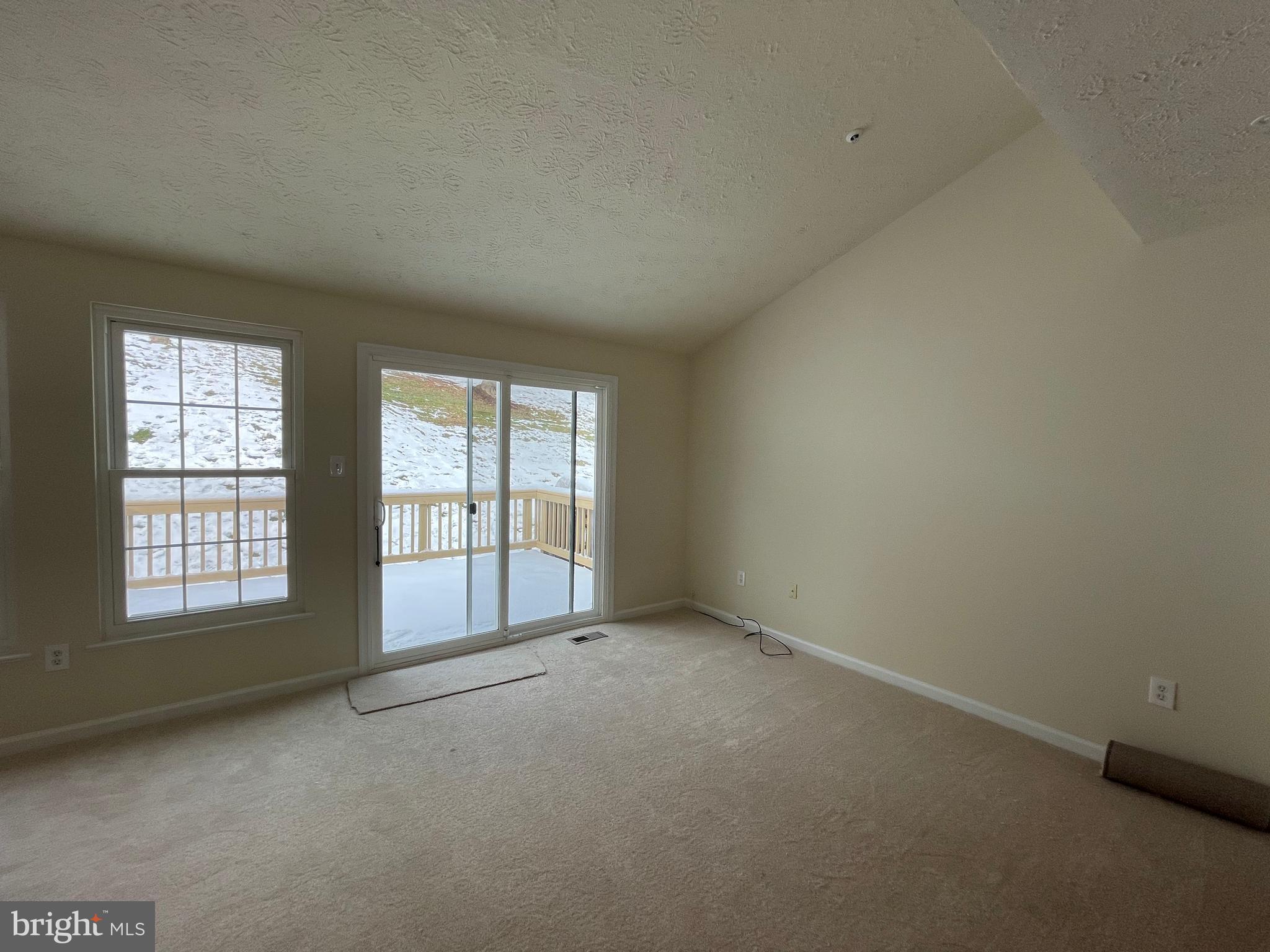 17 Ridge Manor Court Damascus, MD 20872 - Photo 7 of 24 Gallery Image 7