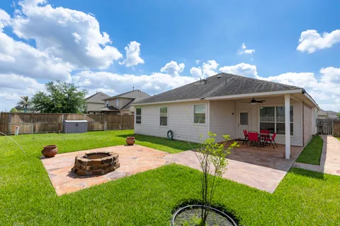 $324,900 | 3111 Clover Trace Drive, Spring, TX 77386