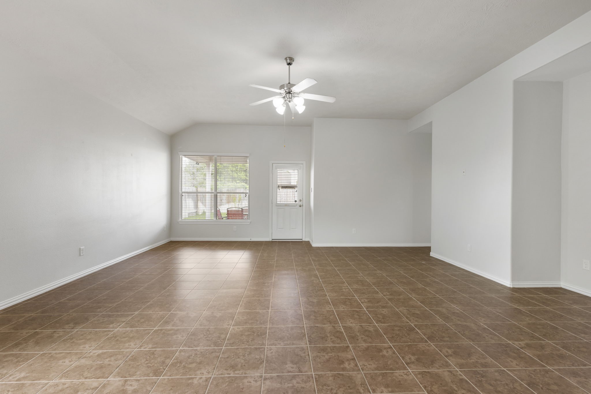 3111 Clover Trace Drive Spring, TX 77386 - Photo 10 of 50