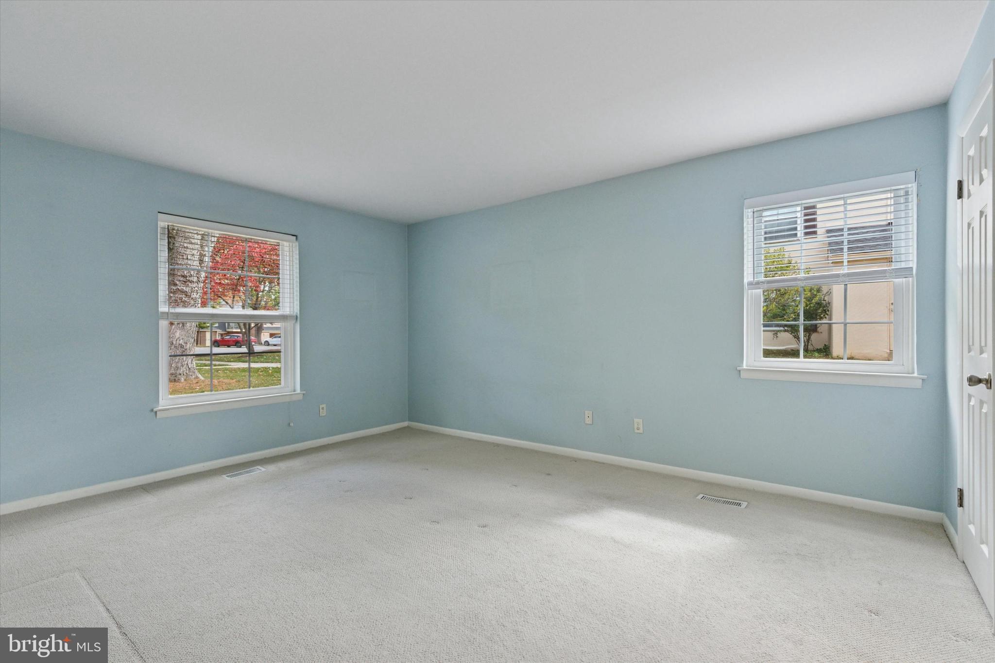 232 Old Forge Crossing Devon, PA 19333 - Photo 10 of 16 Main Bedroom