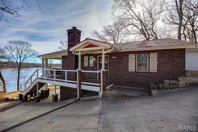 $599,000 | 256 Arrowhead Lane, Litchfield, IL 62056