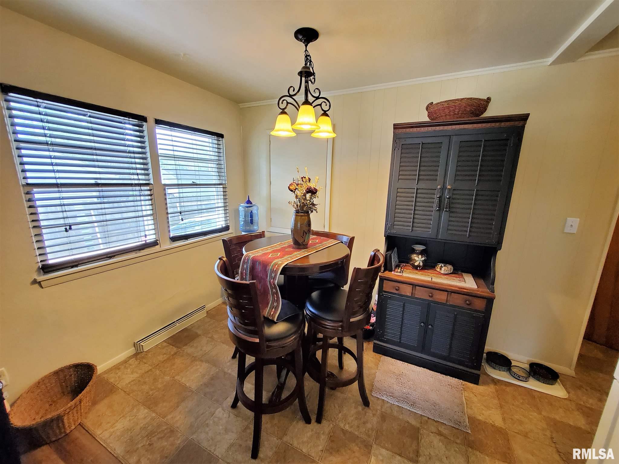 5227 North Ronald Road Peoria, IL 61614 - Photo 12 of 30 Gallery Image 12