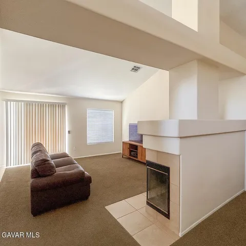 $3,150 | 39518 Chalfont Lane, Palmdale, CA 93551