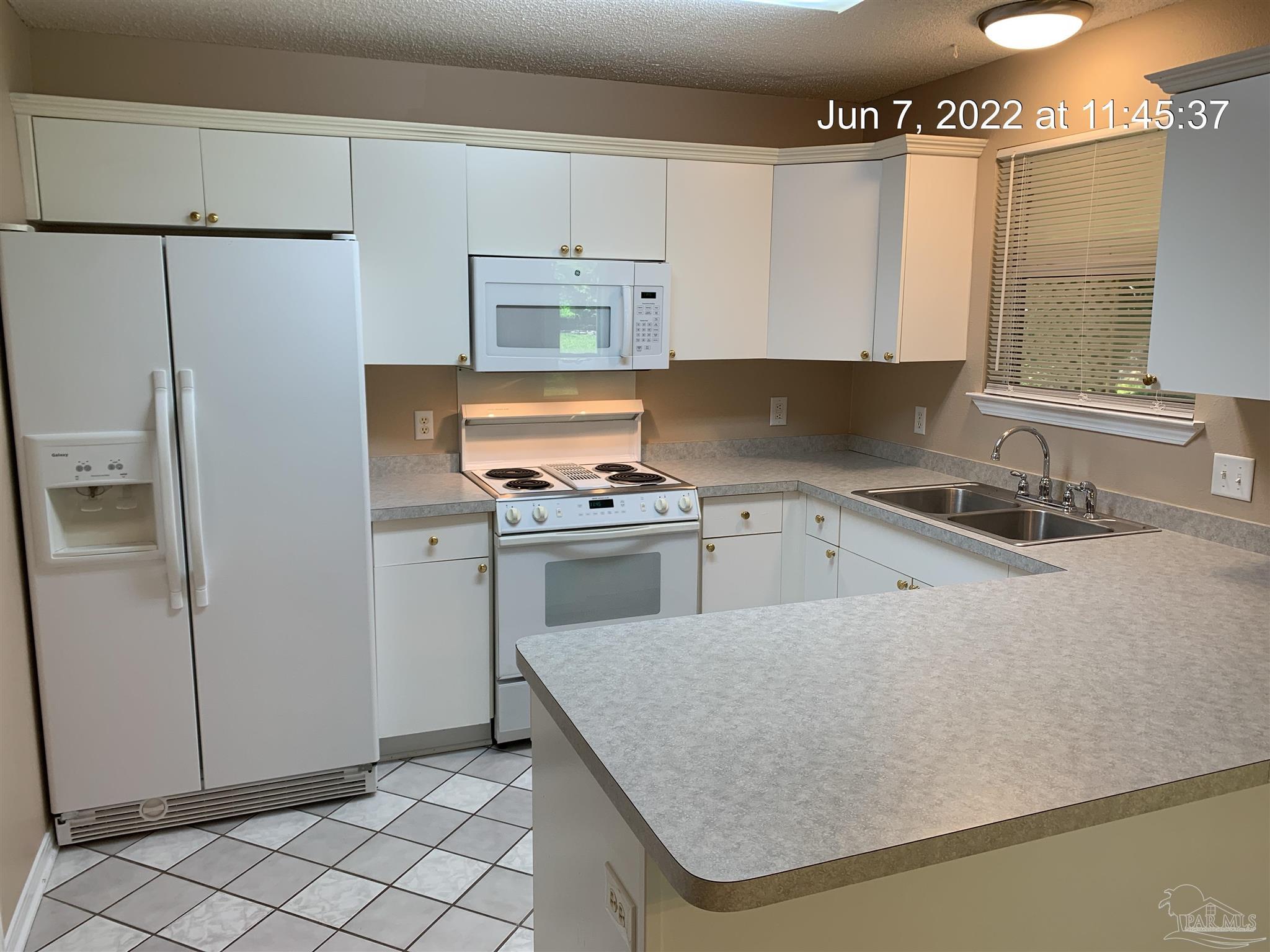 2135 Dog Track Road Pensacola, FL 32506 - Photo 4 of 21