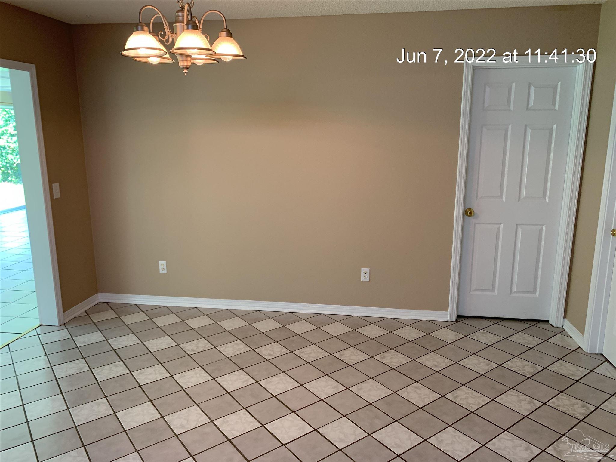 2135 Dog Track Road Pensacola, FL 32506 - Photo 5 of 21