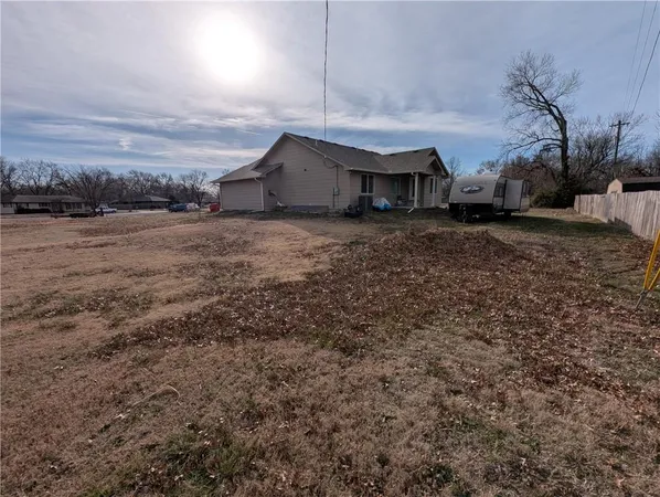 $275,000 | 1201 South 29th Street, Parsons, KS 67357