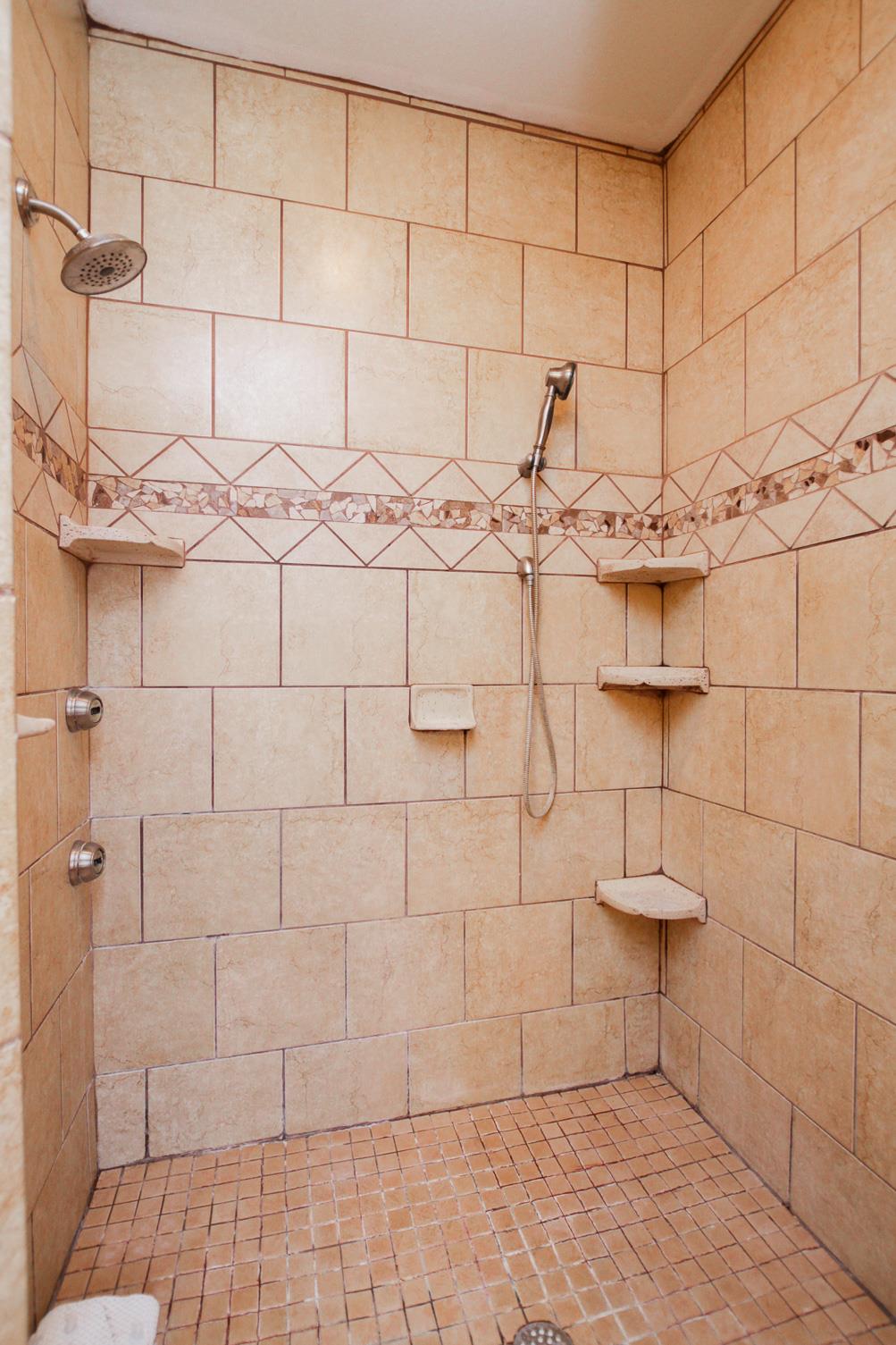 3463 Ott Wilson Road Springfield, TN 37172 - Photo 18 of 30 a bathroom with a shower