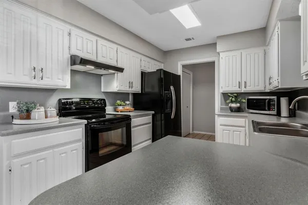 $360,000 | 6516 North Park Drive, Watauga, TX 76148