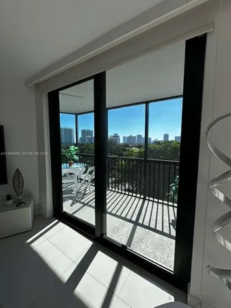 $2,700 | 3401 North Country Club Drive, Unit 718, Aventura, FL 33180