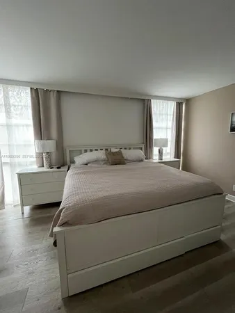 $2,700 | 3401 North Country Club Drive, Unit 718, Aventura, FL 33180