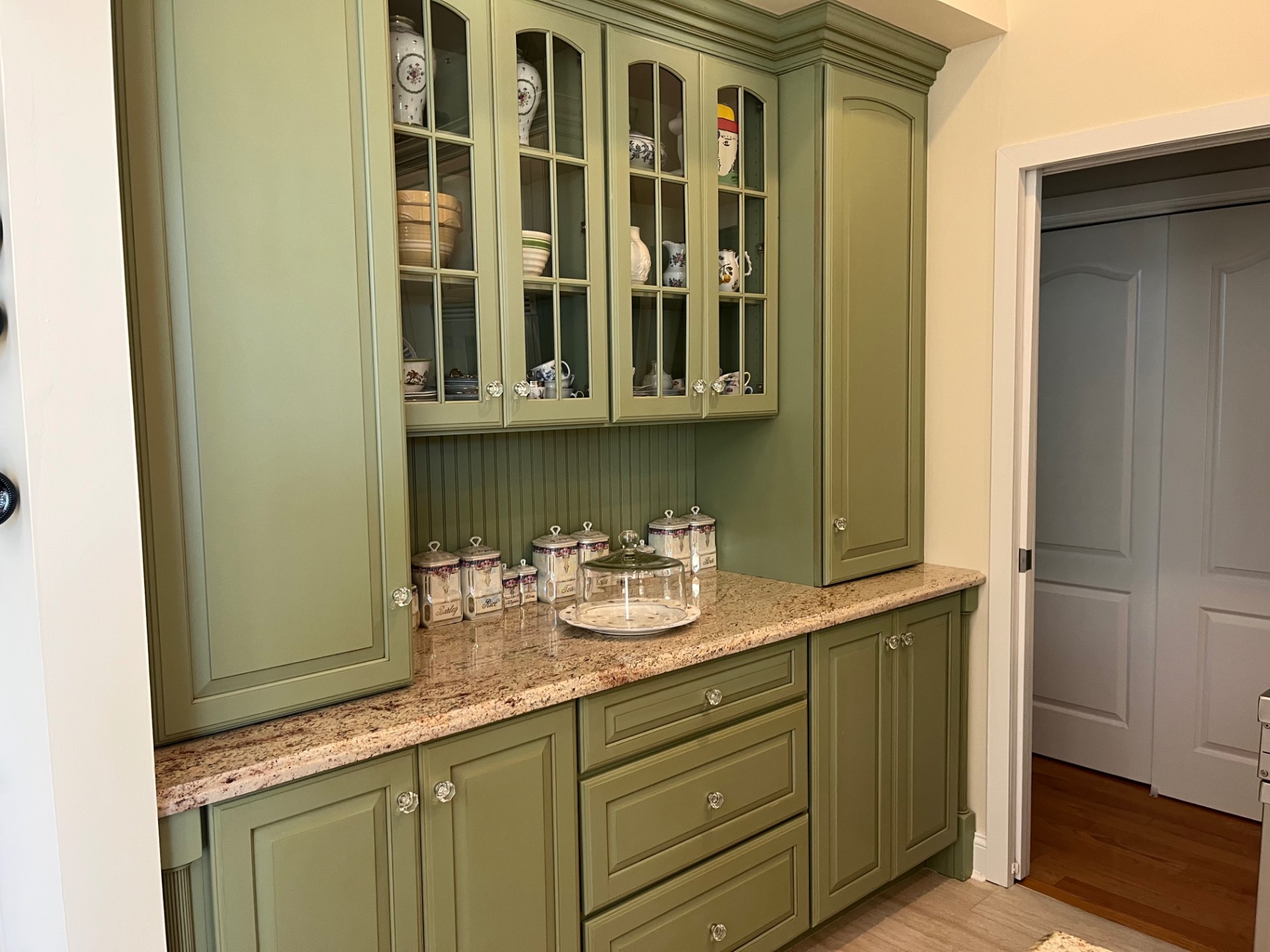 400 Noyack Road Southampton, NY 11968 - Photo 6 of 24 Gallery Image 6