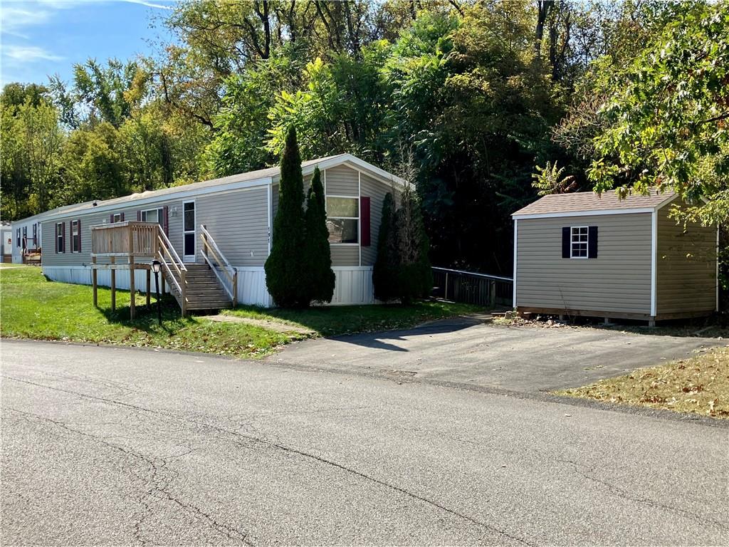191 Falls Church Road Imperial, PA 15126 - Photo 1 of 19 Gallery Image 1