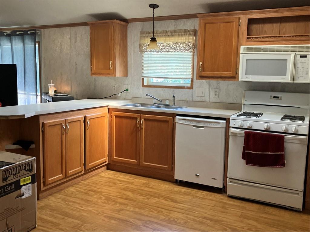 191 Falls Church Road Imperial, PA 15126 - Photo 4 of 19 Gallery Image 4