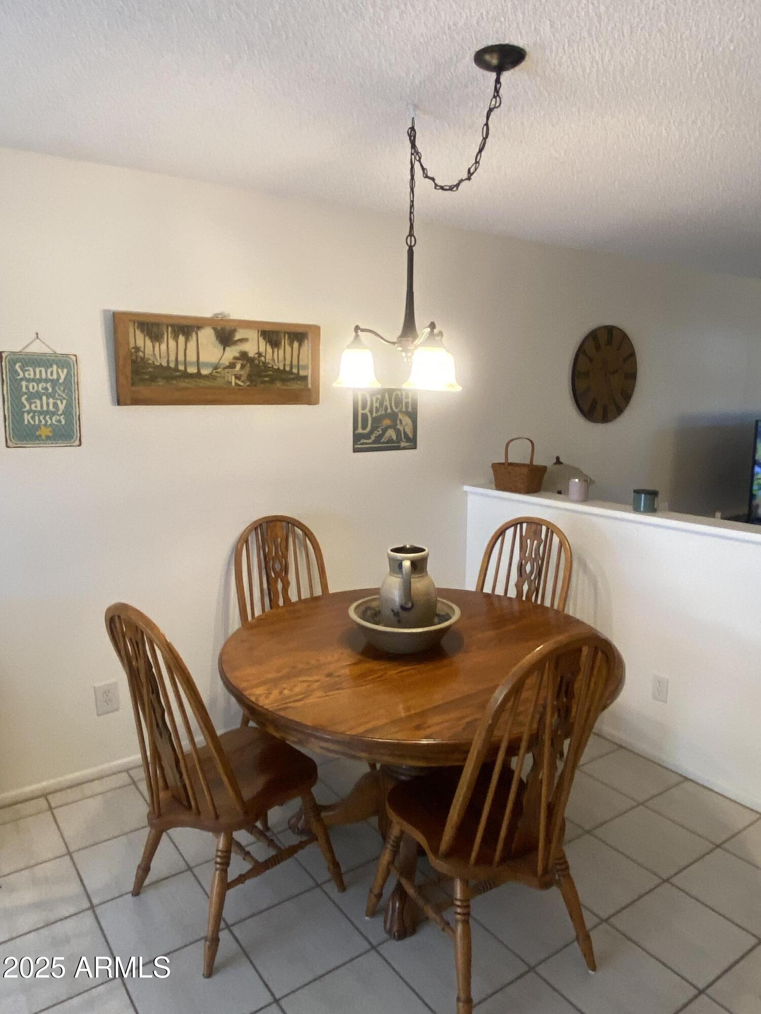 455 South Delaware Drive, Unit 171 Apache Junction, AZ 85120 - Photo 8 of 20 a view of a dining room with furniture