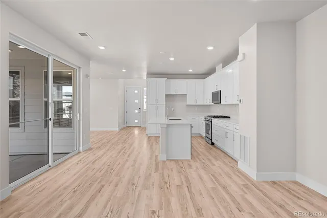 $599,900 | 8731 Whiteclover Street, Littleton, CO 80125