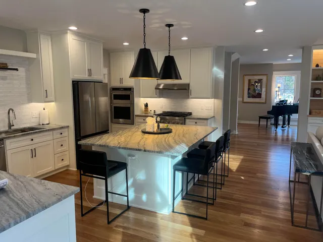 $1,200,000 | Xx Iris Street, Mahtomedi, MN 55115