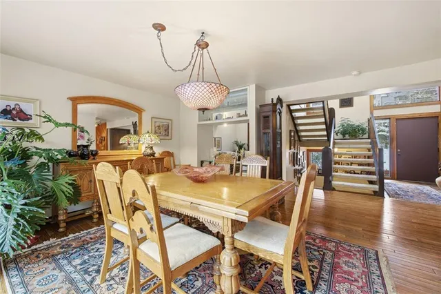 $699,000 | 16 Commons Drive, Bradford Woods, PA 15015