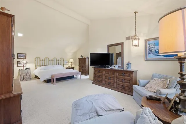 $699,000 | 16 Commons Drive, Bradford Woods, PA 15015