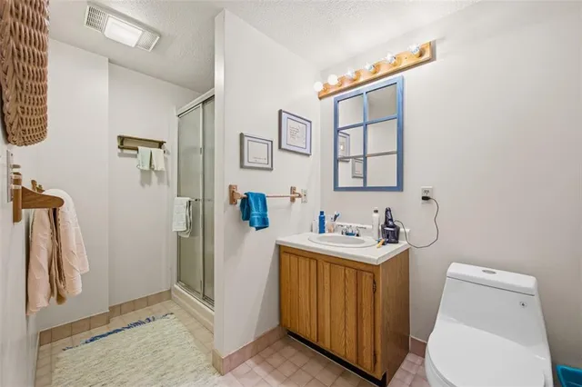 $699,000 | 16 Commons Drive, Bradford Woods, PA 15015