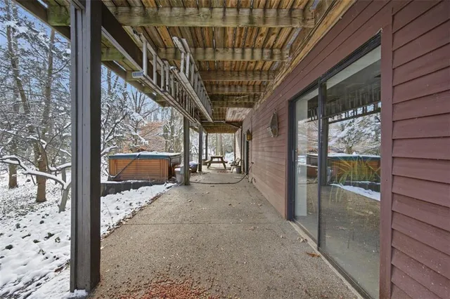 $699,000 | 16 Commons Drive, Bradford Woods, PA 15015