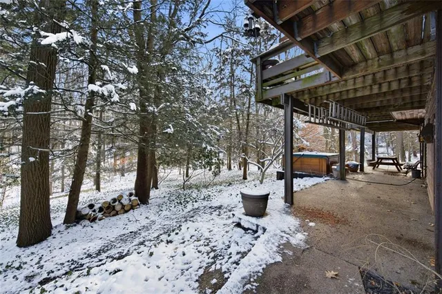 $699,000 | 16 Commons Drive, Bradford Woods, PA 15015